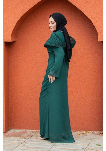 Pink Omuz Detaylı Drapeli Tesettür Abiye-Zümrüt modelleri