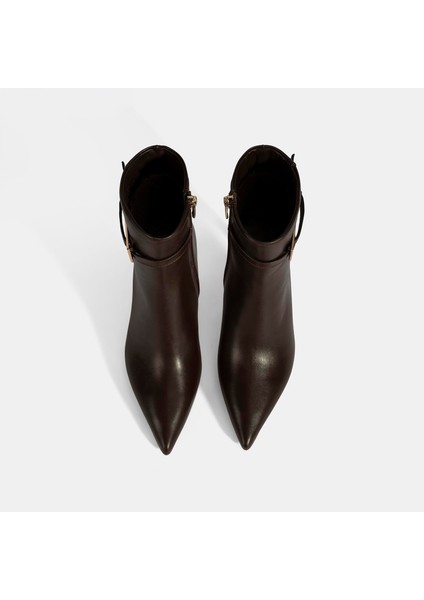 Kadın Kahve Metal Tokalı Ince Topuklu Deri Bot