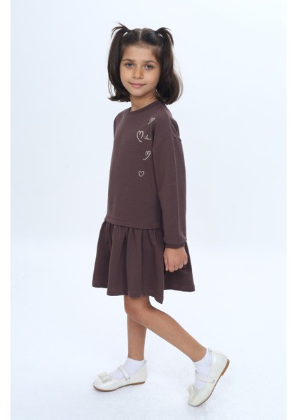 Kız Çocuk Şeritli Kalp Nakışlı Elbise fiyatları