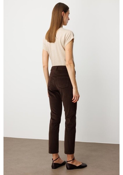 1049 Ekol Pantolon modelleri