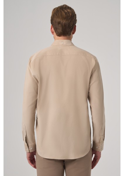 Erkek Bej Pamuk Trend Dynamic Fit Düğmeli Yaka Gömlek indirimleri