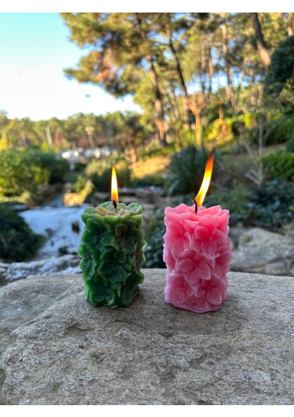 Çiçek Desenli Dekoratif Kokulu 2li Mum (Papatya Kokulu)