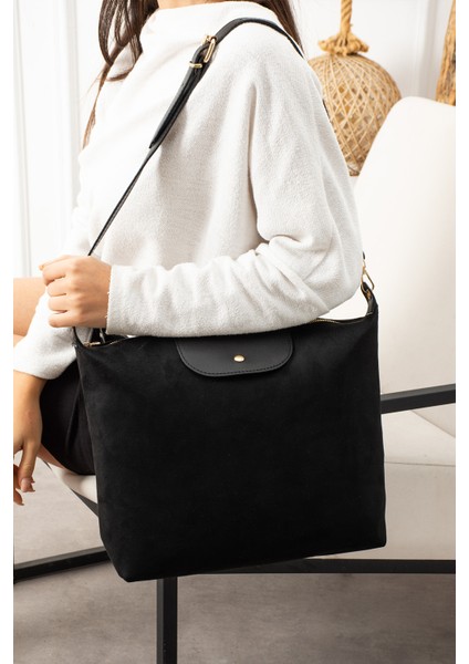 Nora Kadın Fermuarlı Ayarlanabilir Askılı Süet Omuz Çantası