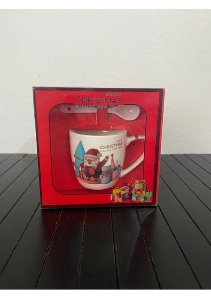 Yılbaşı Temalı Seramik Kupa, Noel Baba Detaylı, Şık ve Kullanışlı Tasarım