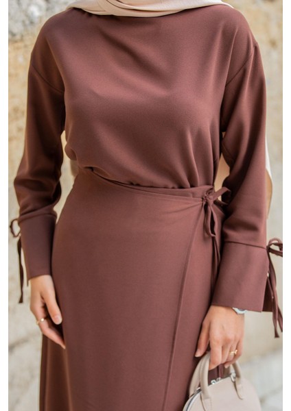 Krep Anvelop Bağlamalı Etek Bluz Takım-Kahve fiyatları