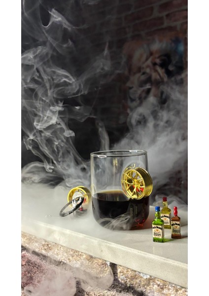 Altın Jant Figürlü Viski Bardak fırsatları