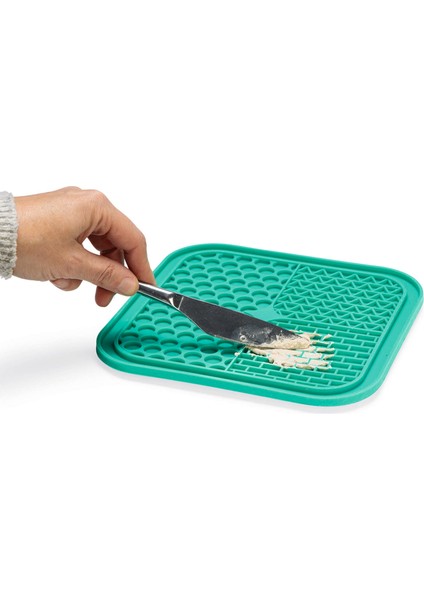 Mtxdpn Beeztees Yavru Köpek Yaş Mama Yeme Oyuncağı, Kare Şeklinde, Silikon, Yeşil, 20X20CM indirimleri