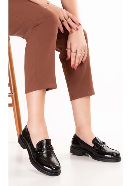 Kadın Hakiki Deri Toka Detaylı Şık Loafer Ayakkabı NDR.26101 - Siyah Rugan - 39 Siyah Rugan