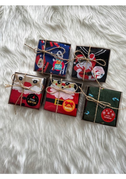 5'li Kutulu Yılbaşı Noel Çorap Seti, Renkli ve Eğlenceli Hediye Alternatifleri fırsatları