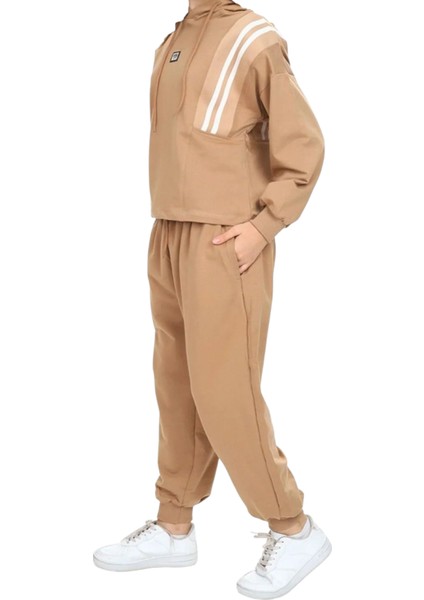 Kız Çocuk Çizgi Şerit Detaylı Kapüşonlu Jogger Model Açık Kahverengi Renk Eşofman Takımı modelleri
