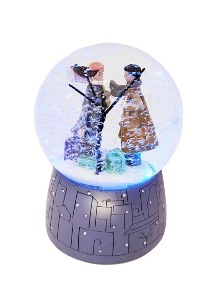 Büyük Boy Kış Masalı Temalı Pilli Kar Küresi