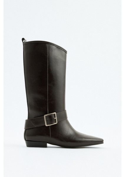 Çizme 2528 - Küt Burun Kemer Detaylı Acı Kahve Kadın Çizme