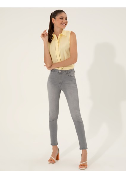 Kadın Sarı Regular Fit Kolsuz Bluz 50247281-VR044 modelleri