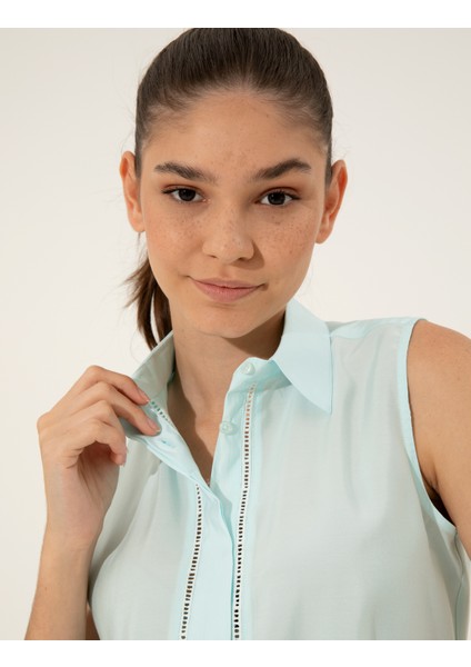 Kadın Mavi Regular Fit Kolsuz Bluz 50247281-VR007