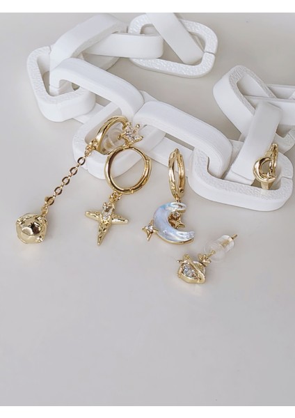 6'lı Ay Top Gezegen Yıldız Figürlü Gold Renk Küpe Seti