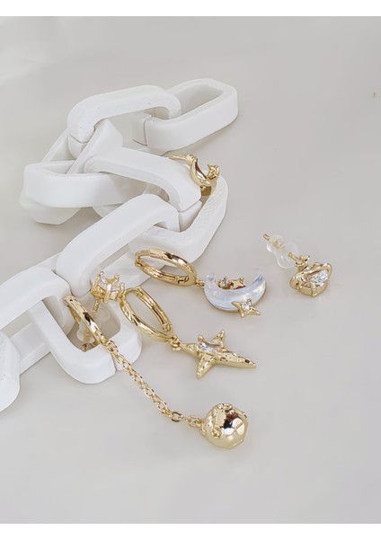 6'lı Ay Top Gezegen Yıldız Figürlü Gold Renk Küpe Seti fiyatları