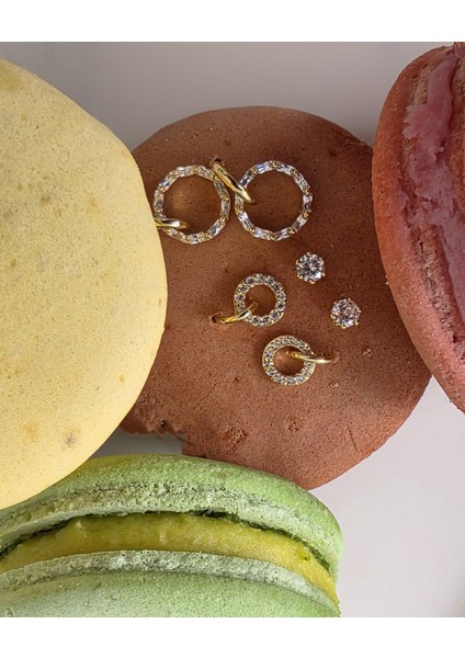 6'lı Halka Model Zirkon Taşlı Gold Renk Küpe Seti