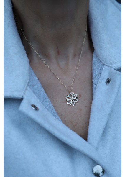 14 Ayar Altın Taşlı Çiçekli Kolye