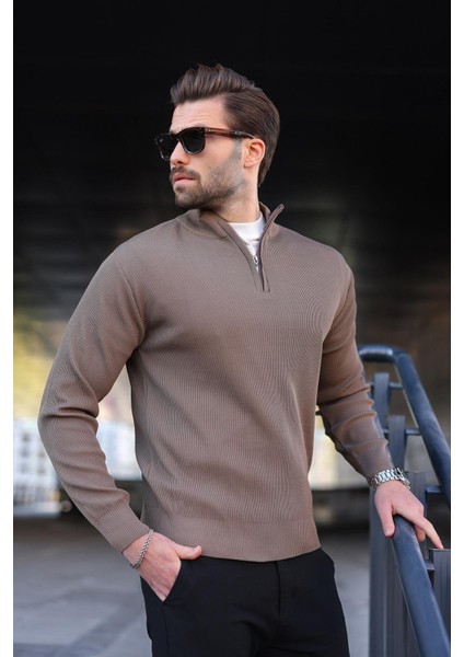 Açık Kahverengi Yarım Fermuarlı Dik Yaka Erkek Triko Kazak 7442 fırsatları