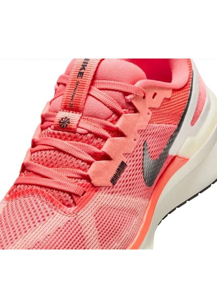 Air Zoom Structure 25 Kadın Koşu Ayakkabısı fırsatları