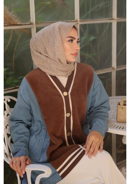 Kahverengi Kot Garnili Yumoş Angora Hırka