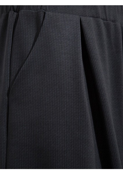 Beli Lastikli Geniş Paça Cepli Rahat Pantolon - Lacivert indirimleri