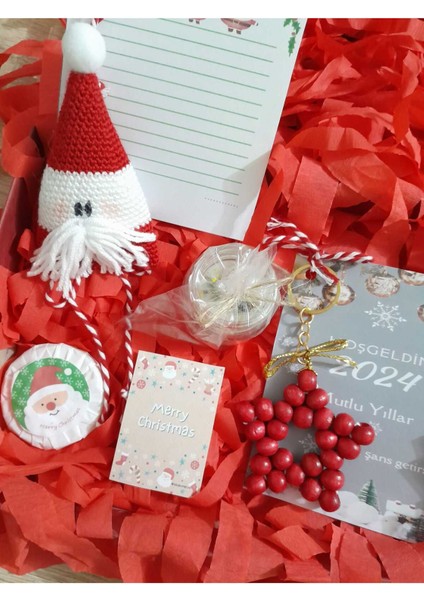 Yılbaşı Hediye Kutusu, Yıldız Anahtarlık, Sabun ve Mum Seti indirimleri