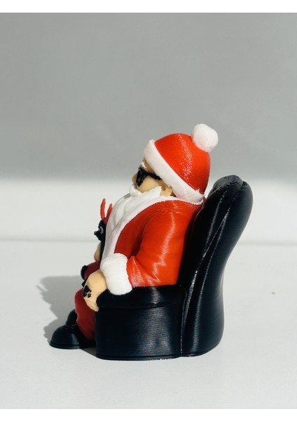 Kırmızı Noel Baba Oturan Yılbaşı Süsü, Sıcak ve Neşeli Dekorasyon Parçası fırsatları