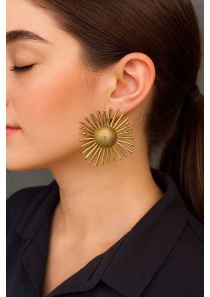 Lüks Gold Rengi Büyük Güneş Küpe Kare Bombeli Kadın