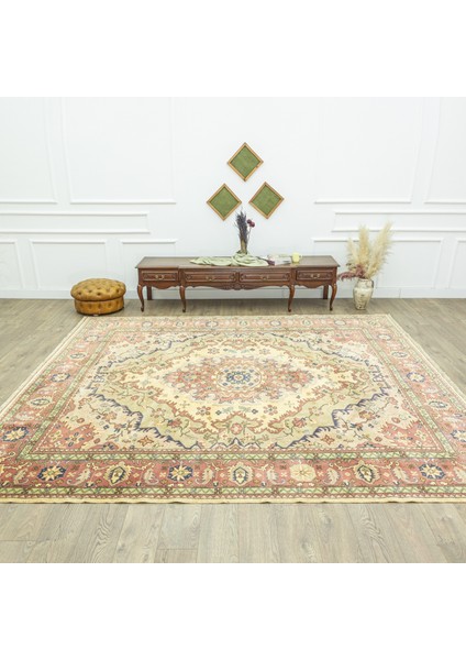 Eflin El Dokuma Milas Halı 306X337 cm fiyatları