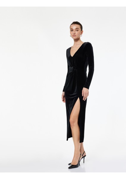 Uzun Kollu V Yaka Yırtmaç Detaylı Slim Fit Midi Elbise