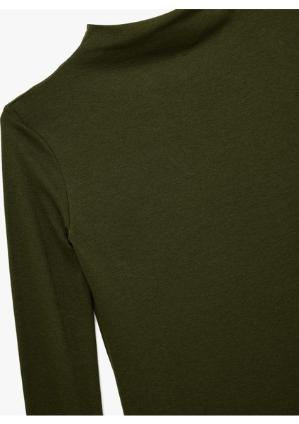 Uzun Kollu Hafif Dik Yaka Kazak indirimleri