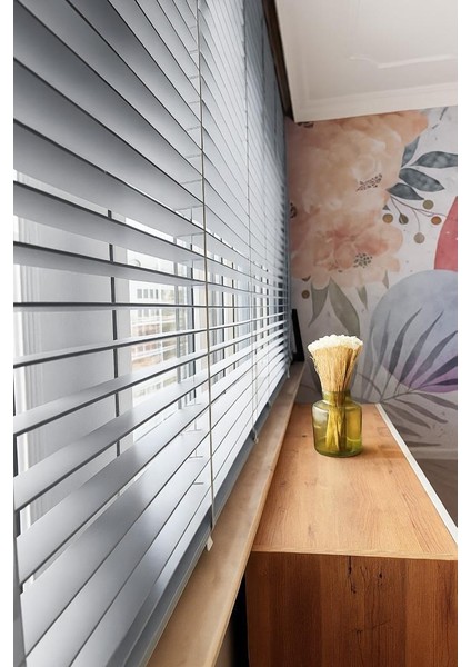 Gri Renk Gerçek Ahşap Jaluzi 50MM Zincirli Redüktörlü Kurdelalı AJS1004 modelleri