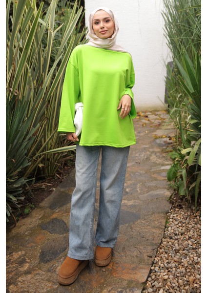 Neon Yeşili Bisiklet Yaka Oversize Penye Sweat fırsatları