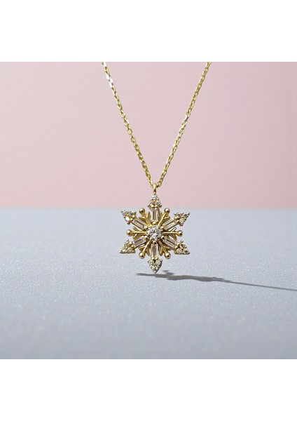 Kar Tanesi Figürlü Zirkon Tektaşlı 14 Ayar Altın Kolye