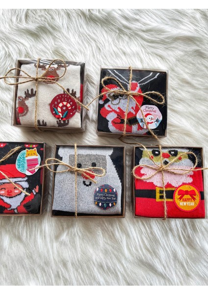 5'li Kutulu Yılbaşı Noel Çorap Seti, Renkli ve Neşeli Tasarımlar fırsatları