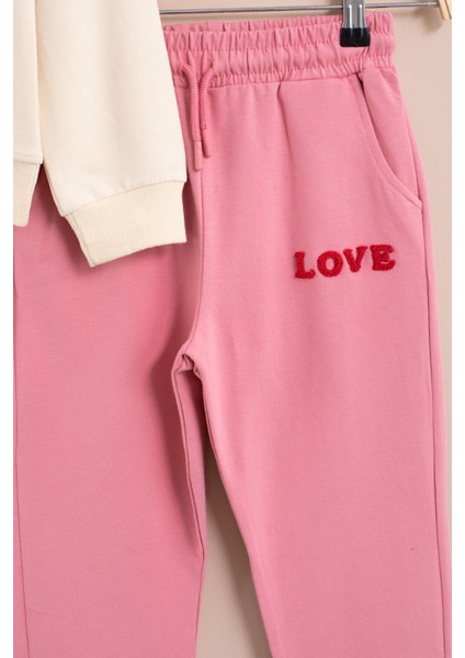 Krem Love Nakışlı Kız Çocuk Eşofman Takımı 23393 fırsatları