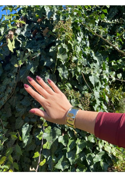 Özel Tasarım Gold Kelepçe