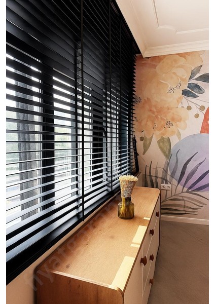 Siyah Renk Gerçek Ahşap Jaluzi 50MM Zincirli Redüktörlü Kurdelalı AJS1007