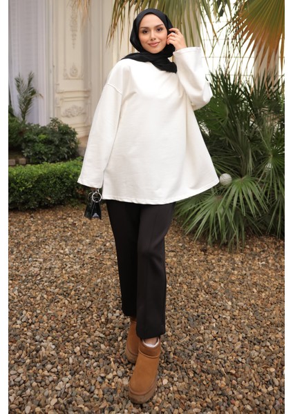 Ekru Bisiklet Yaka Oversize Penye Sweat