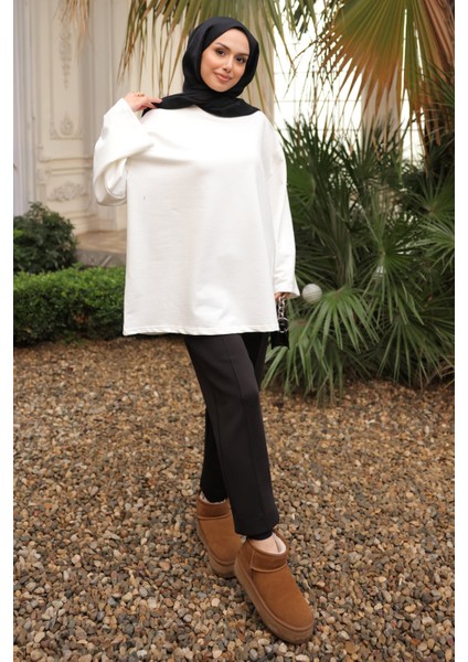 Ekru Bisiklet Yaka Oversize Penye Sweat fırsatları