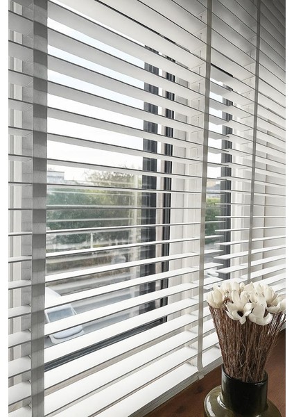 Gri Renk Gerçek Ahşap Jaluzi 50MM Zincirli Redüktörlü Kurdelalı AJS1004 fırsatları