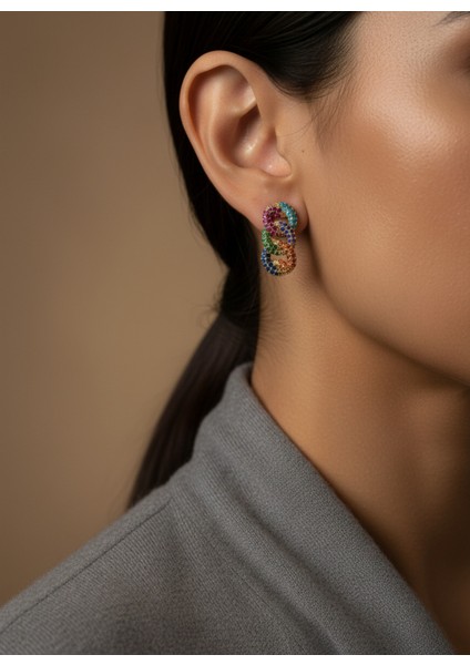 Kadın Renkli Taşlı Iç Içe Zirkon Taşlı Küpe