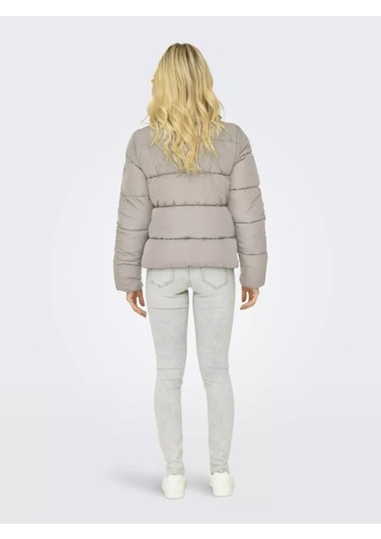 Onlnewcool Puffer Jacket cc Otw Kadın Mont 15295424 modelleri