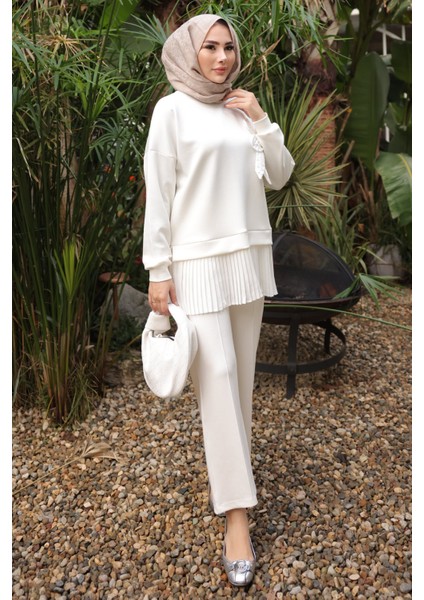 Ekru Etek Ucu Pileli Tunik Pantolonlu Takım fiyatları