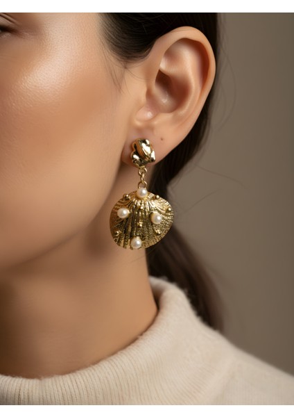 Kadın Gold Renk Deniz Kabuk Sallantılı Incili Küpe Şık Tasarım