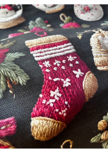 Yılbaşı Temalı Siyah Çorap Desenli Kırlent Kılıfı 40X40 cm indirimleri