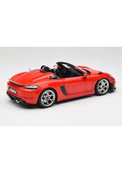 1:18 Norev 2023 Porsche 718 Spyder Rs Guards Red modelleri