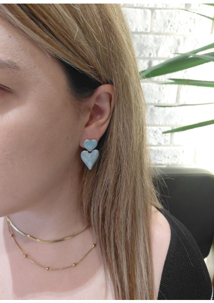 Mavi Sallantılı Kapli Küpe