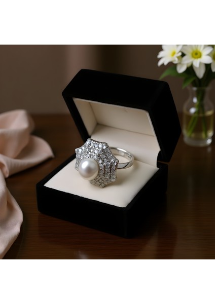 Gümüş Örümcek Ağı: Inciyle Dokunan Zarafet 925 Ayar Yüzük fiyatları